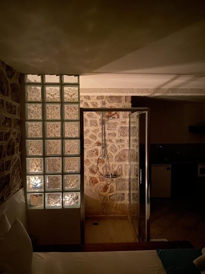 Marina Castellana Studios II Chalki Town 외부 사진